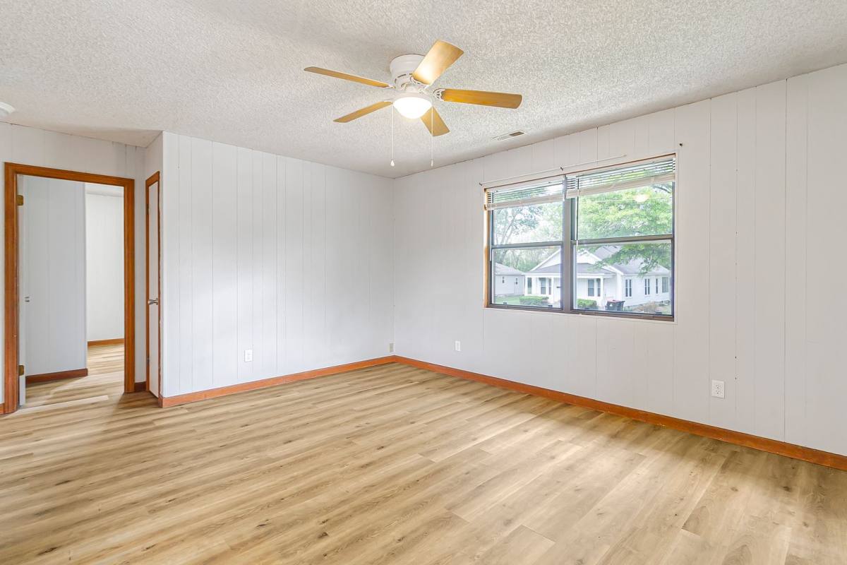 Apartment for rent at 420 Franklin St, Warrensburg, MO 64093
