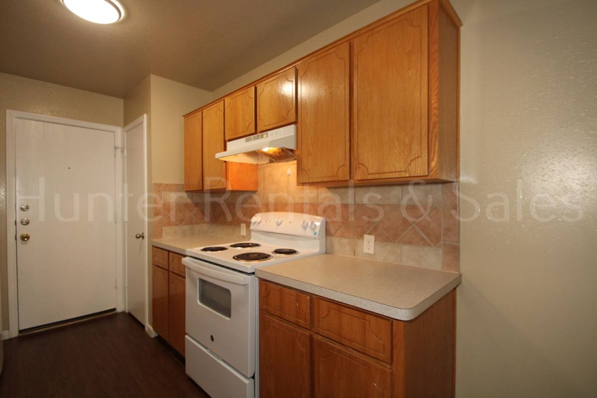 Townhouse for rent at 930-B Ramblewood St, Harker Heights, TX 76548