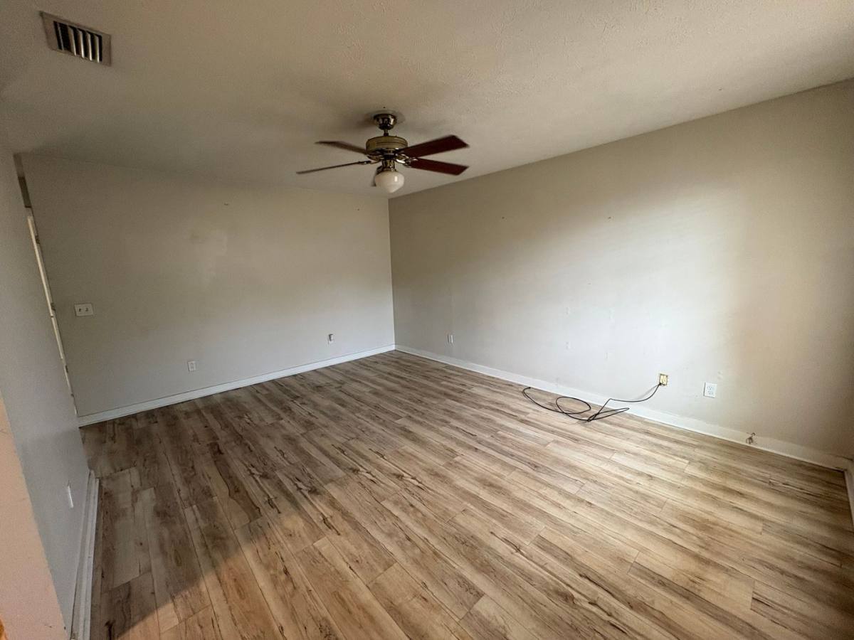Townhouse for rent at 5717 Rebecca Court, Panama City, FL 32404