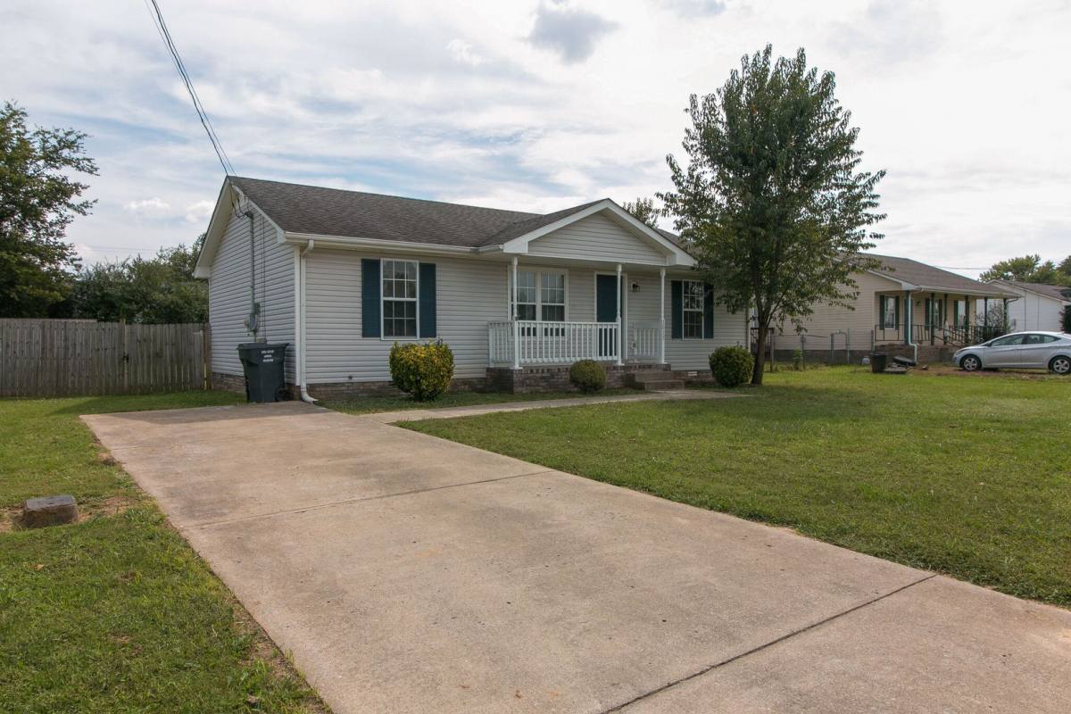 House for rent at 1013 Bush Ave, Oak Grove, KY 42262