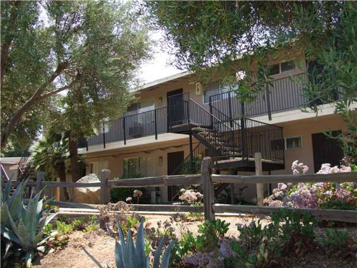 Apartment for rent at 1315-1325 S Maple St, Escondido, CA 92025