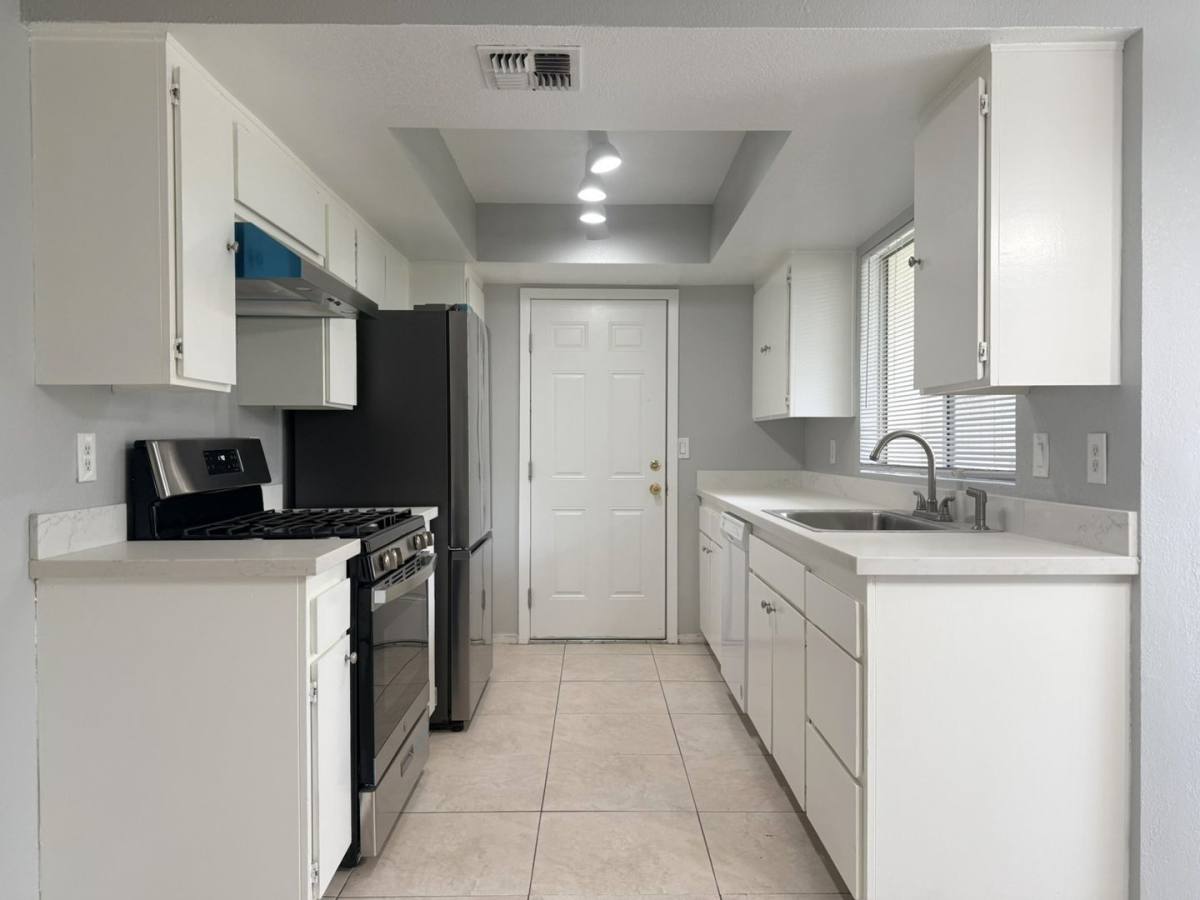 Apartment for rent at 3219 Denver Ave, Merced, CA 95348