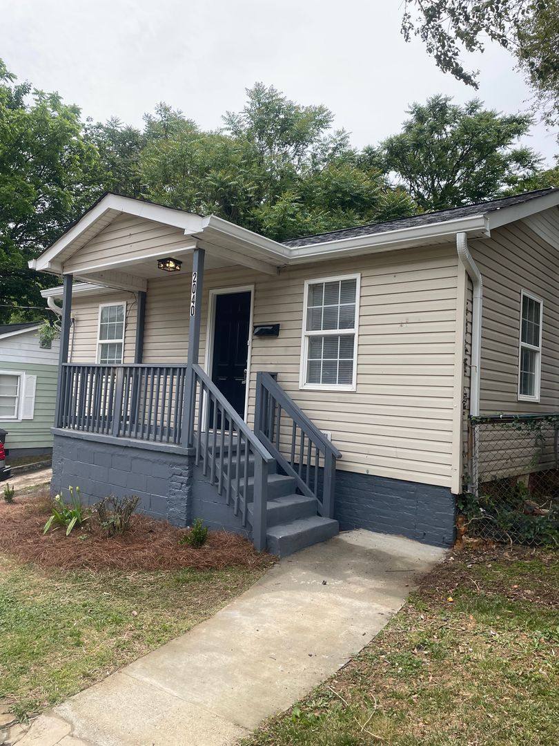 House for rent at 2040 Thurmond St, Winston Salem, NC 27105
