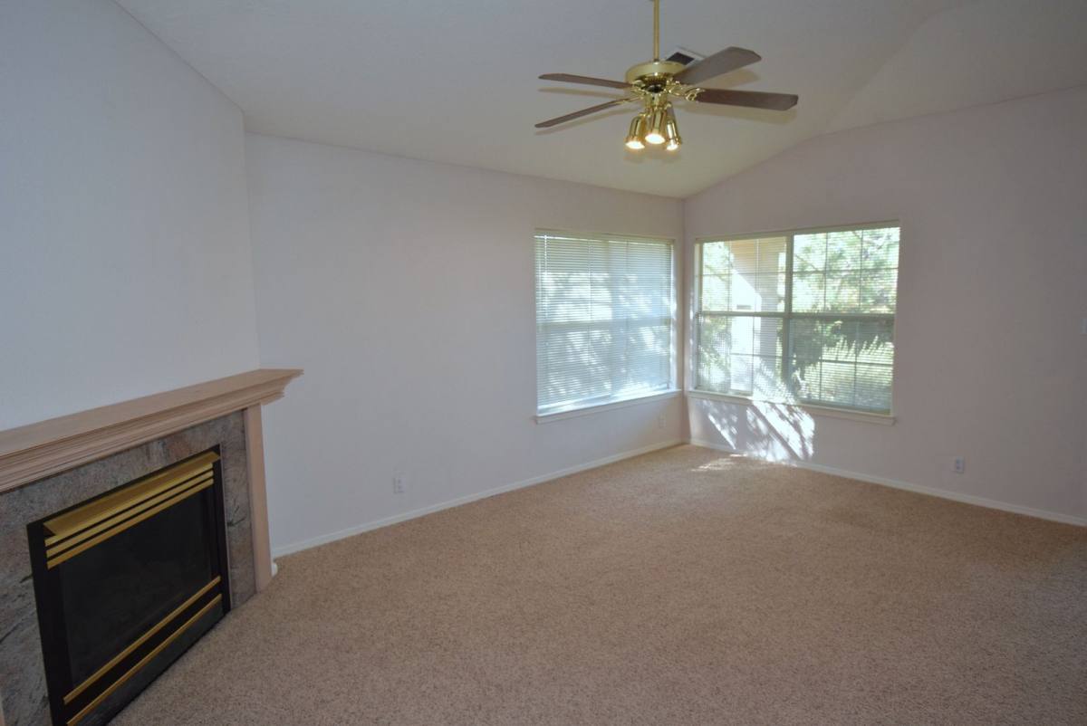 House for rent at 8615 Brighton Dr NE, Albuquerque, NM 87122