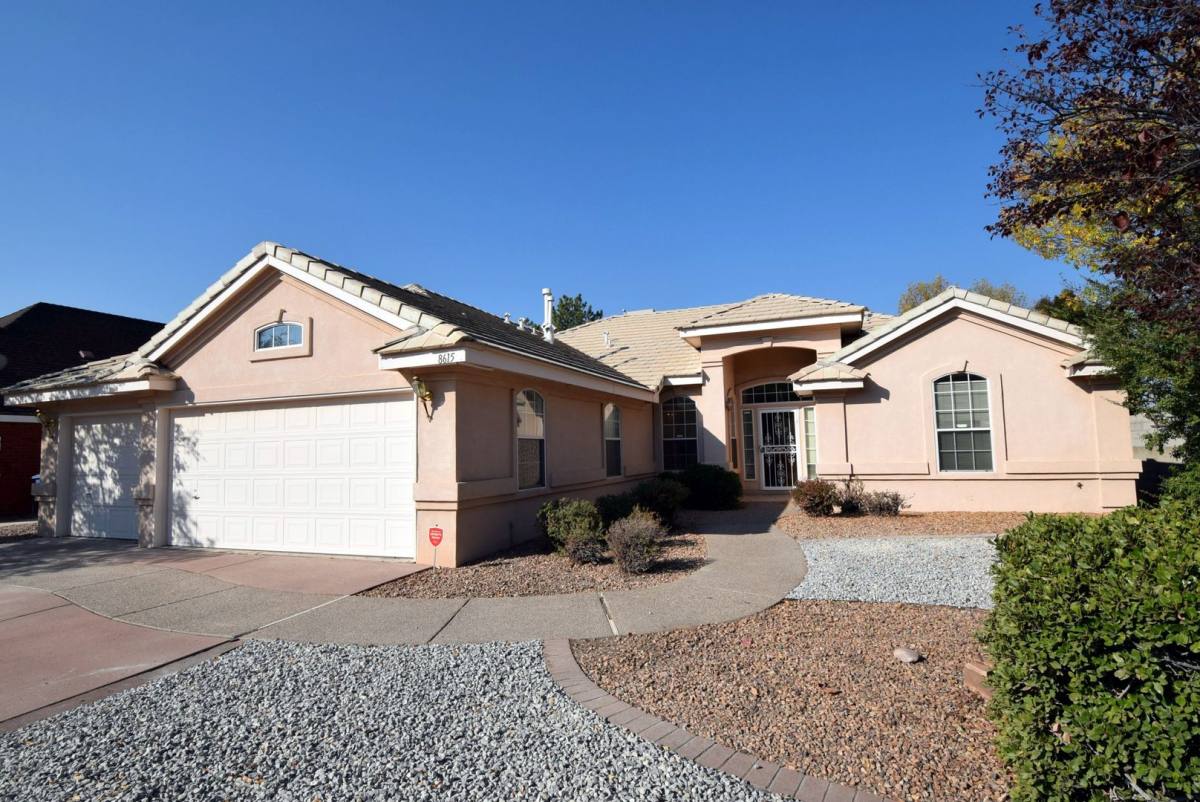 House for rent at 8615 Brighton Dr NE, Albuquerque, NM 87122
