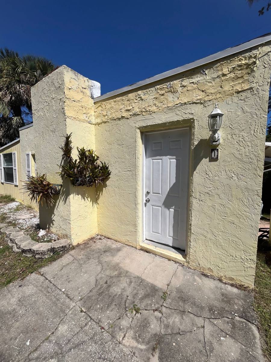 Apartment for rent at 4455 NE Palmetto Dr, Jensen Beach, FL 34957