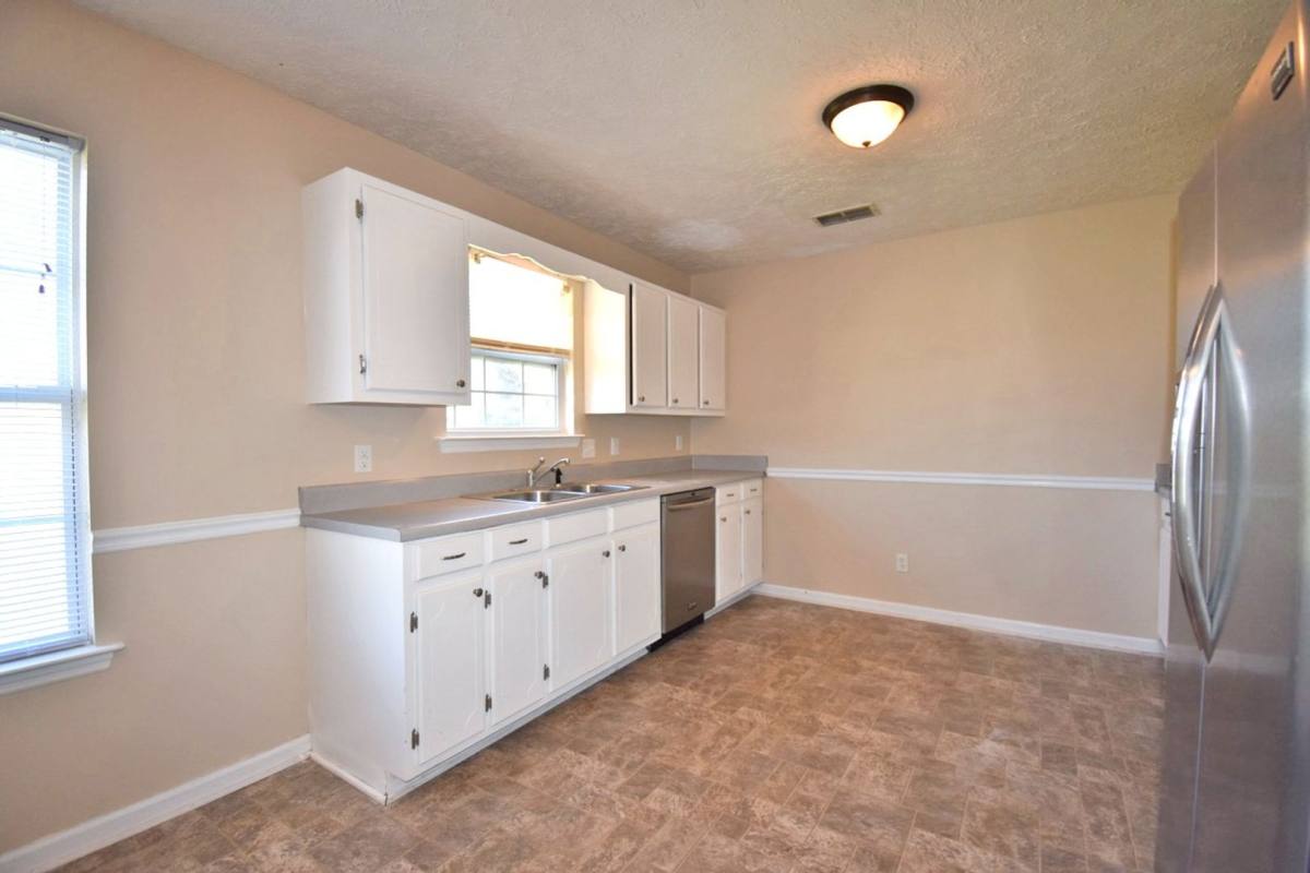 House for rent at 130 Belinda Dr, Murfreesboro, TN 37130