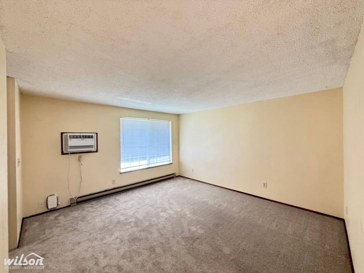 Apartment for rent at 1211 Ledwich Ave, Yakima, WA 98902