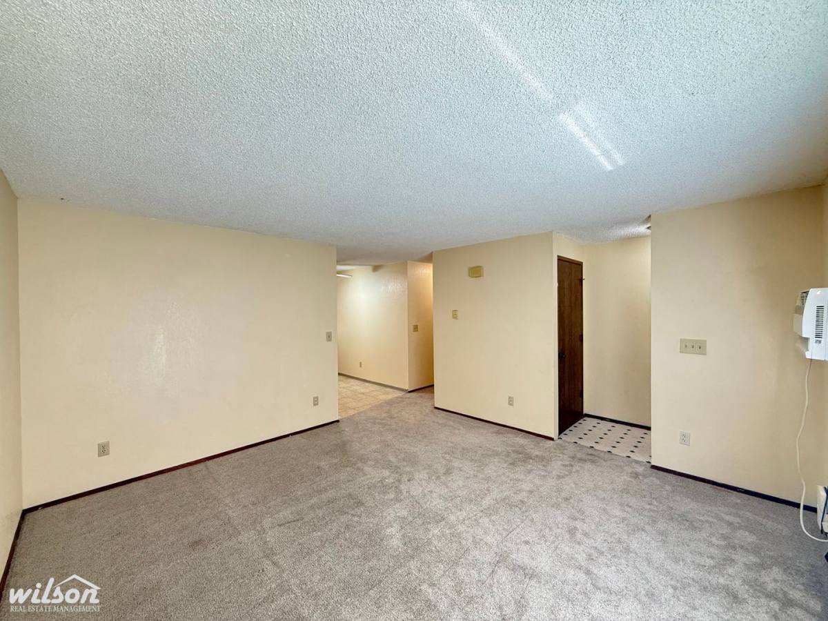 Apartment for rent at 1211 Ledwich Ave, Yakima, WA 98902