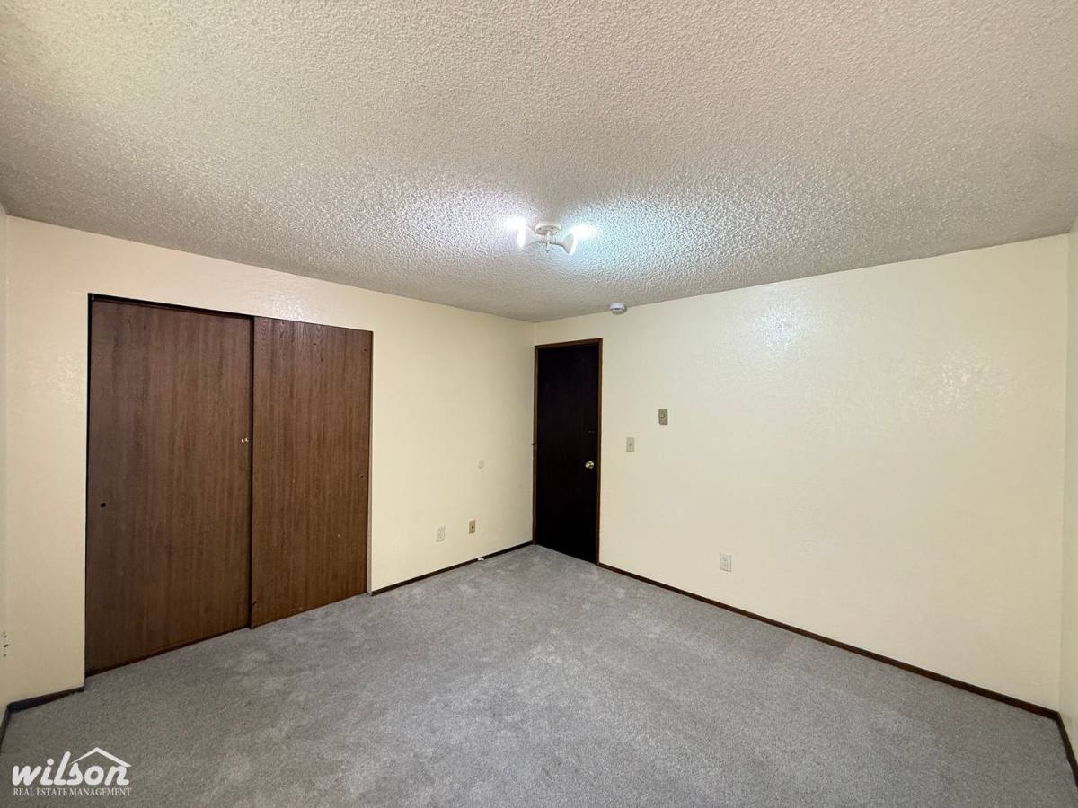 Apartment for rent at 1211 Ledwich Ave, Yakima, WA 98902