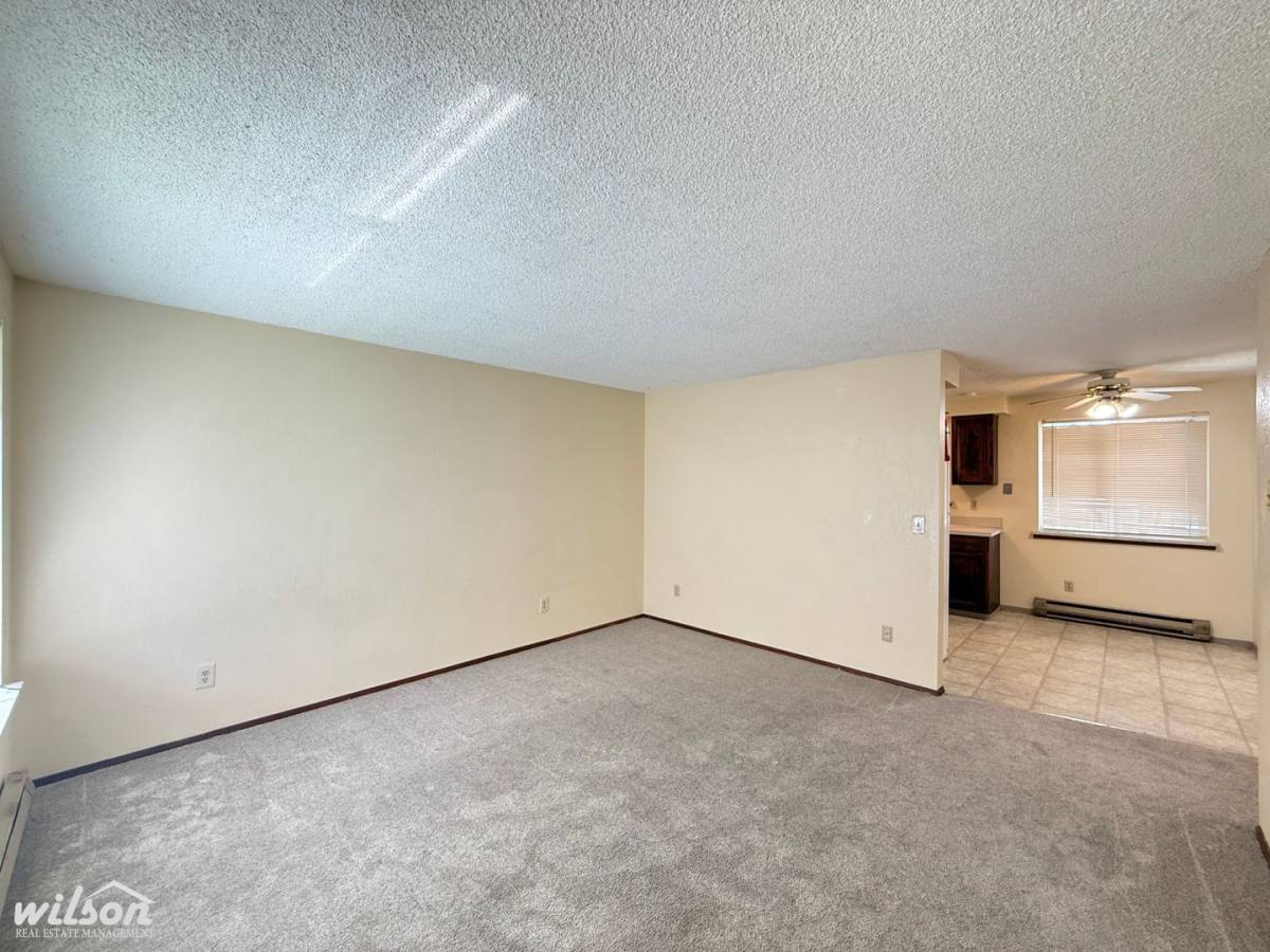 Apartment for rent at 1211 Ledwich Ave, Yakima, WA 98902