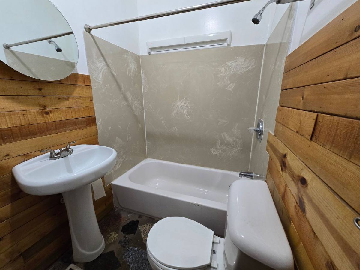 House for rent at 749 Morgan St, Cincinnati, OH 45206