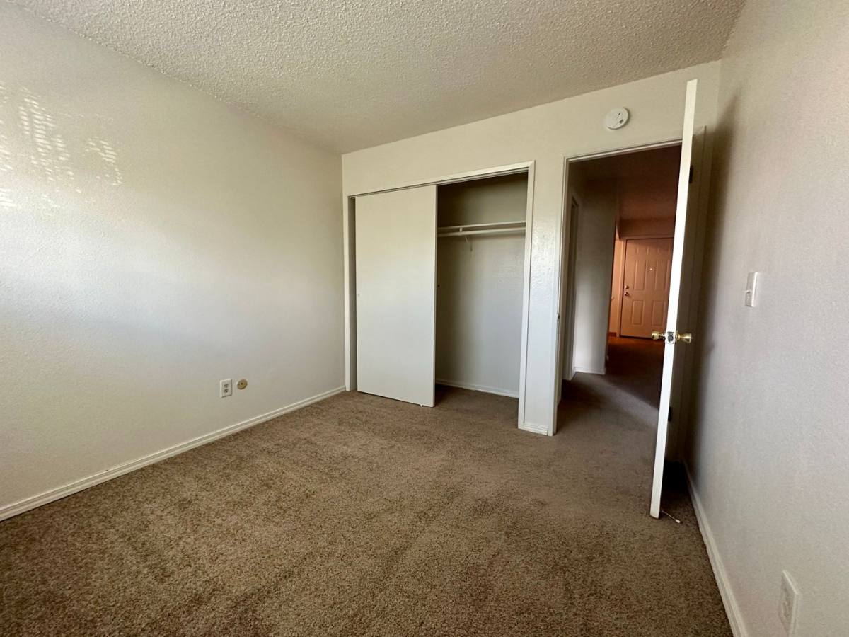 Apartment for rent at 5929 N Lombard St, Portland, OR 97203