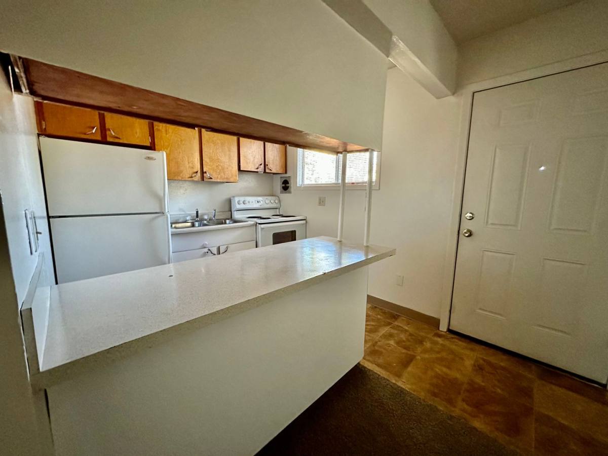 Apartment for rent at 5929 N Lombard St, Portland, OR 97203