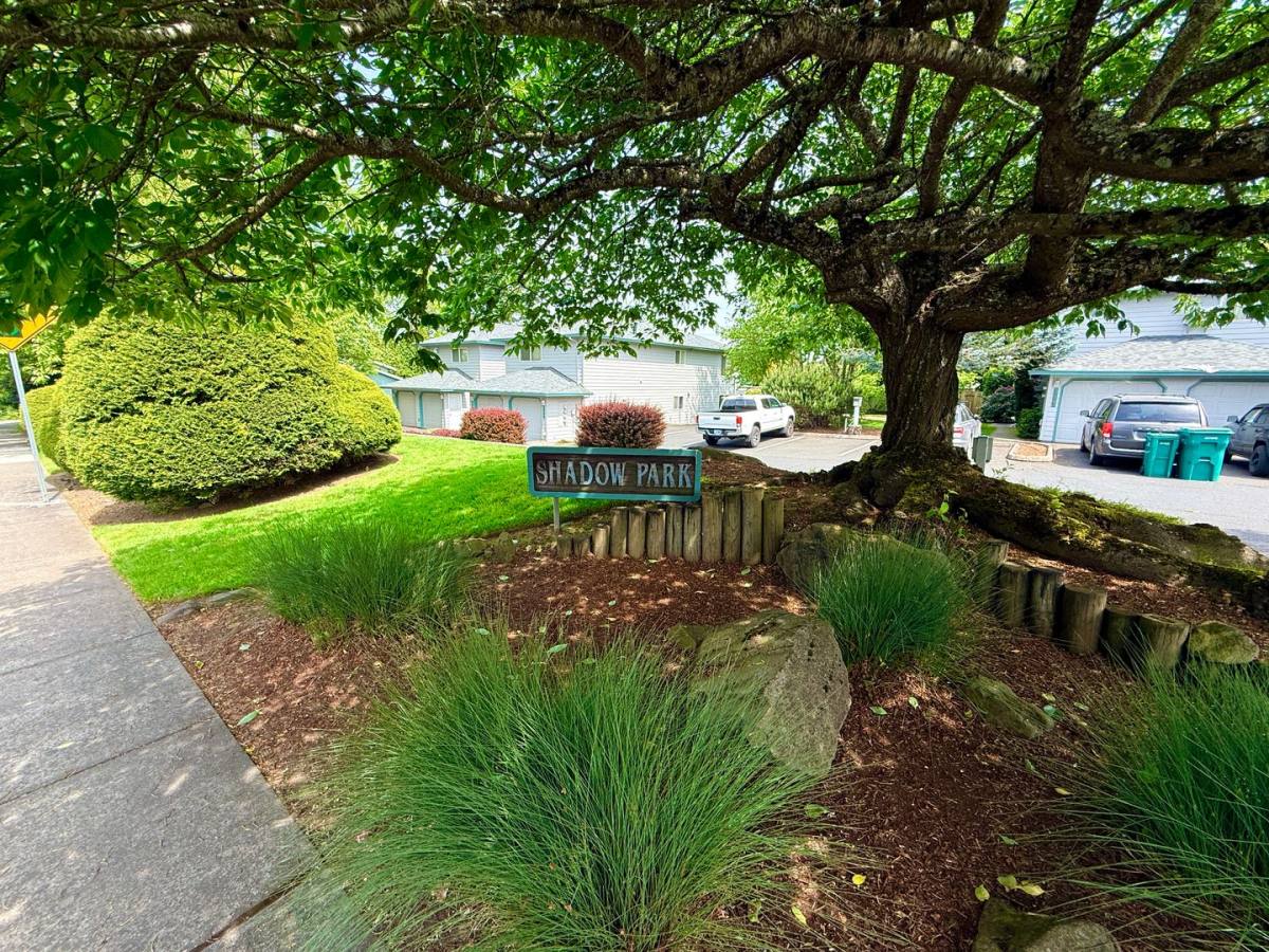 Apartment for rent at 1206 SW 257th Ave, Troutdale, OR 97060