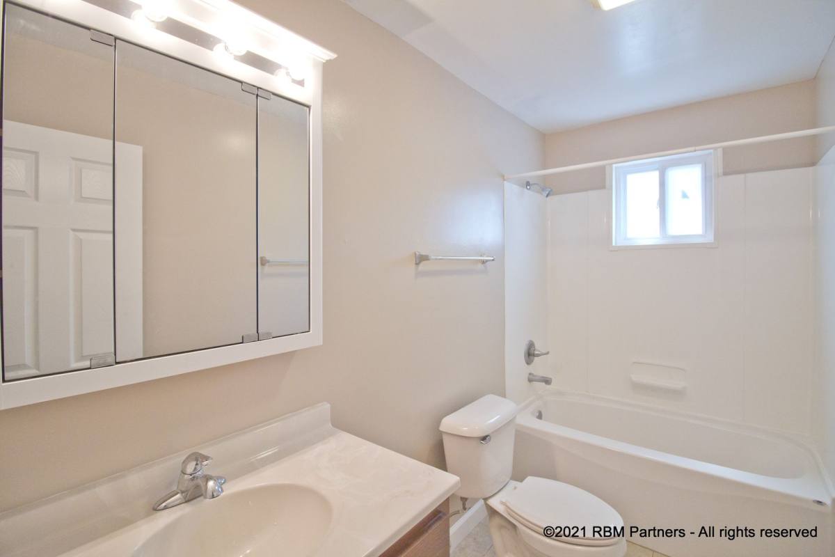 Apartment for rent at 1500-1514 Schiller Ave, Edwardsville, IL 62025
