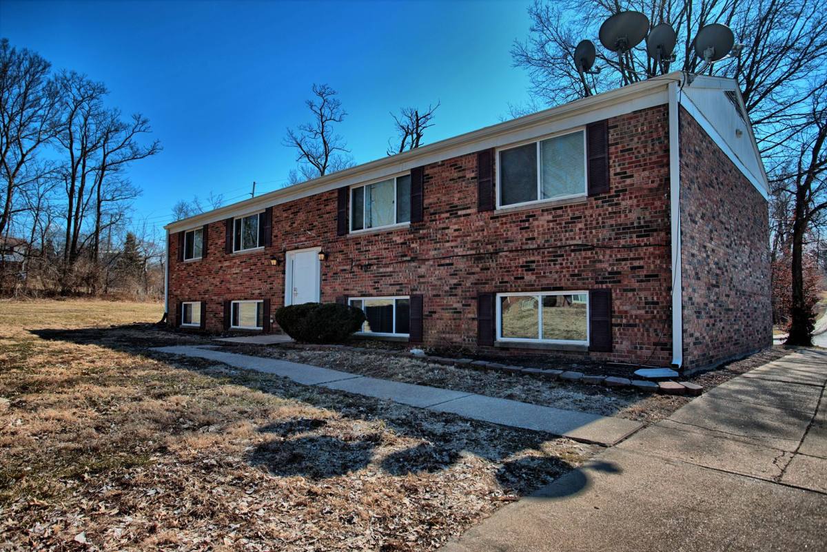 Apartment for rent at 1500-1514 Schiller Ave, Edwardsville, IL 62025