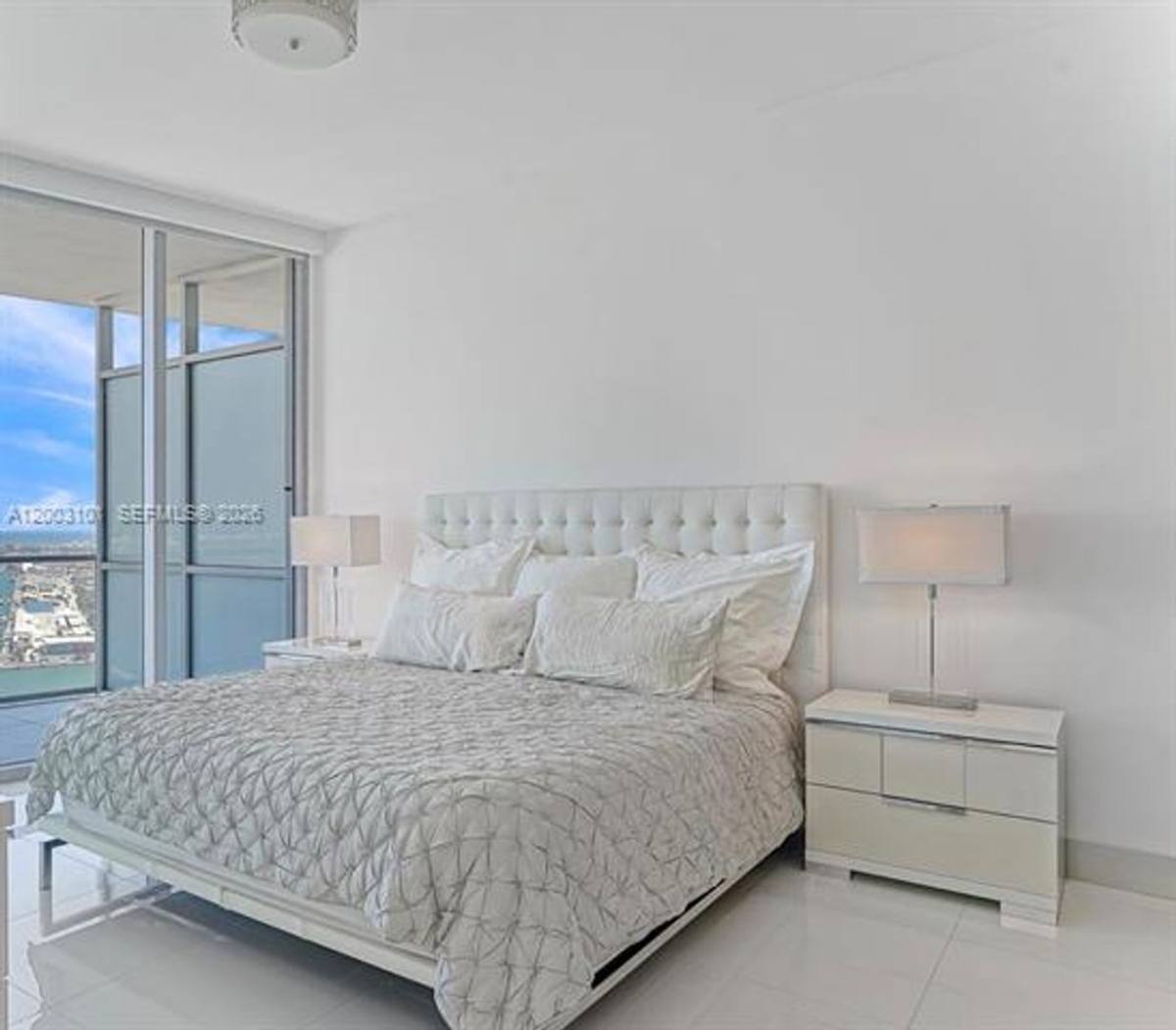 Apartment for rent at 1100 Biscayne Blvd, Miami, FL 33132