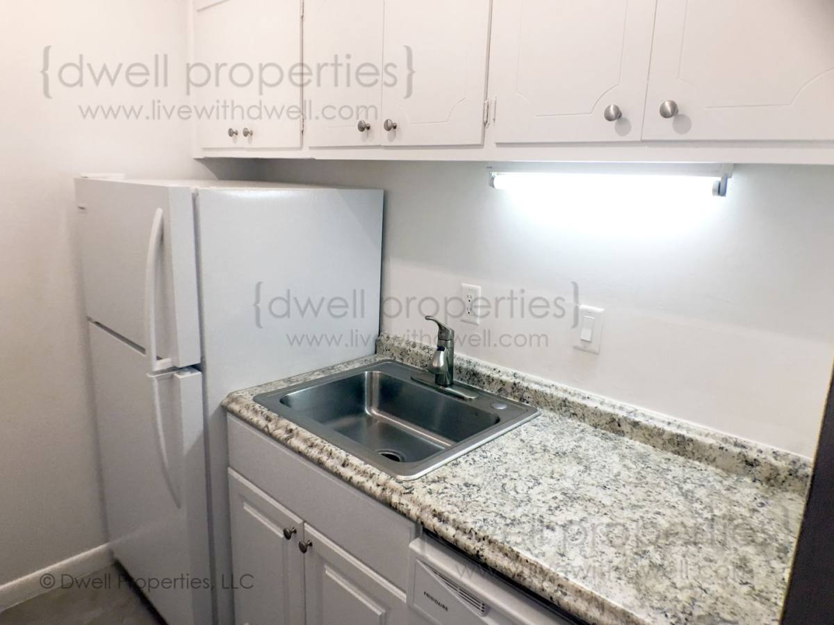 Apartment for rent at 282910th Ave S, Birmingham, AL 35205