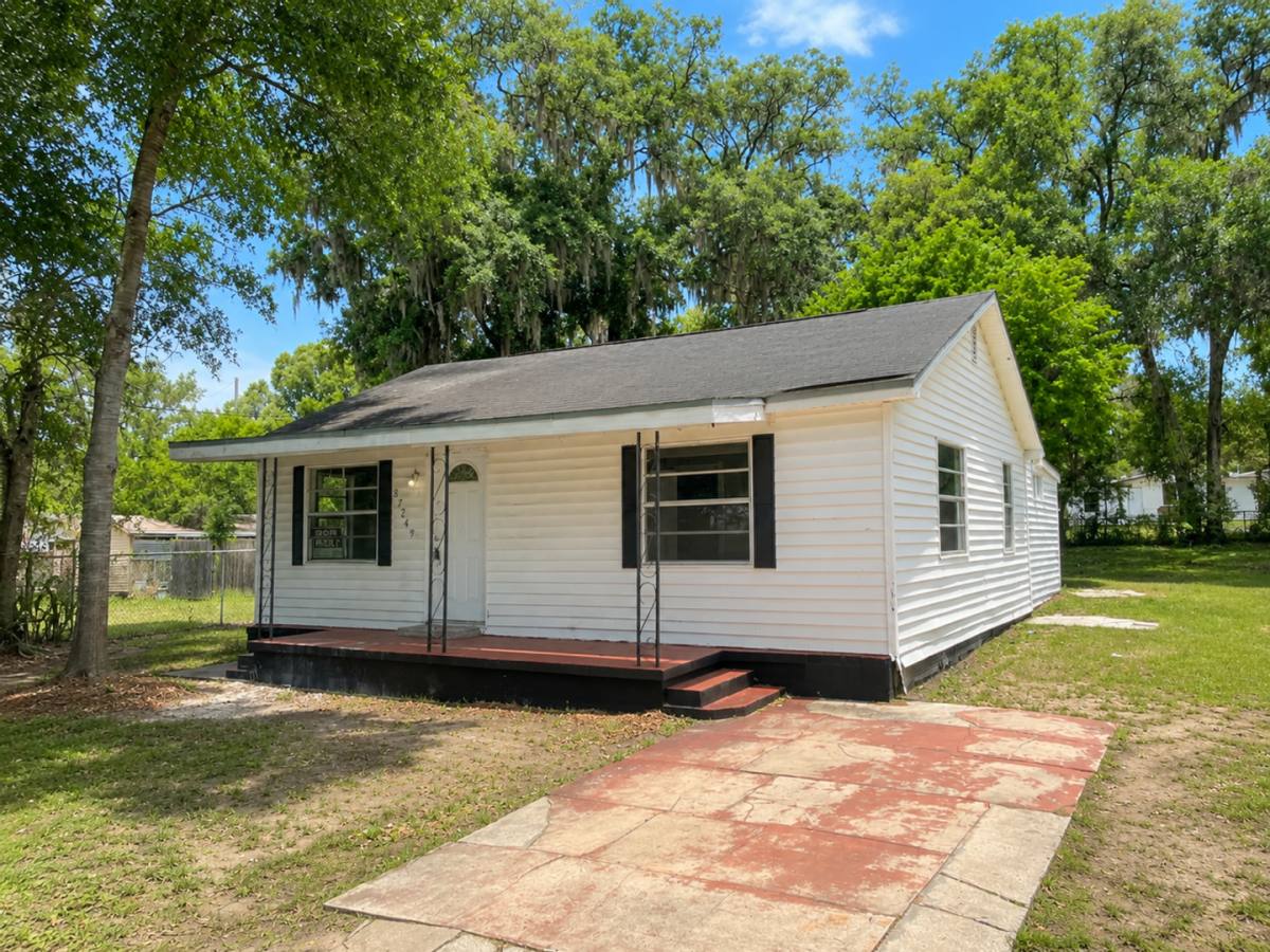 House for rent at 37249 Westview Ave, Dade City, FL 33525