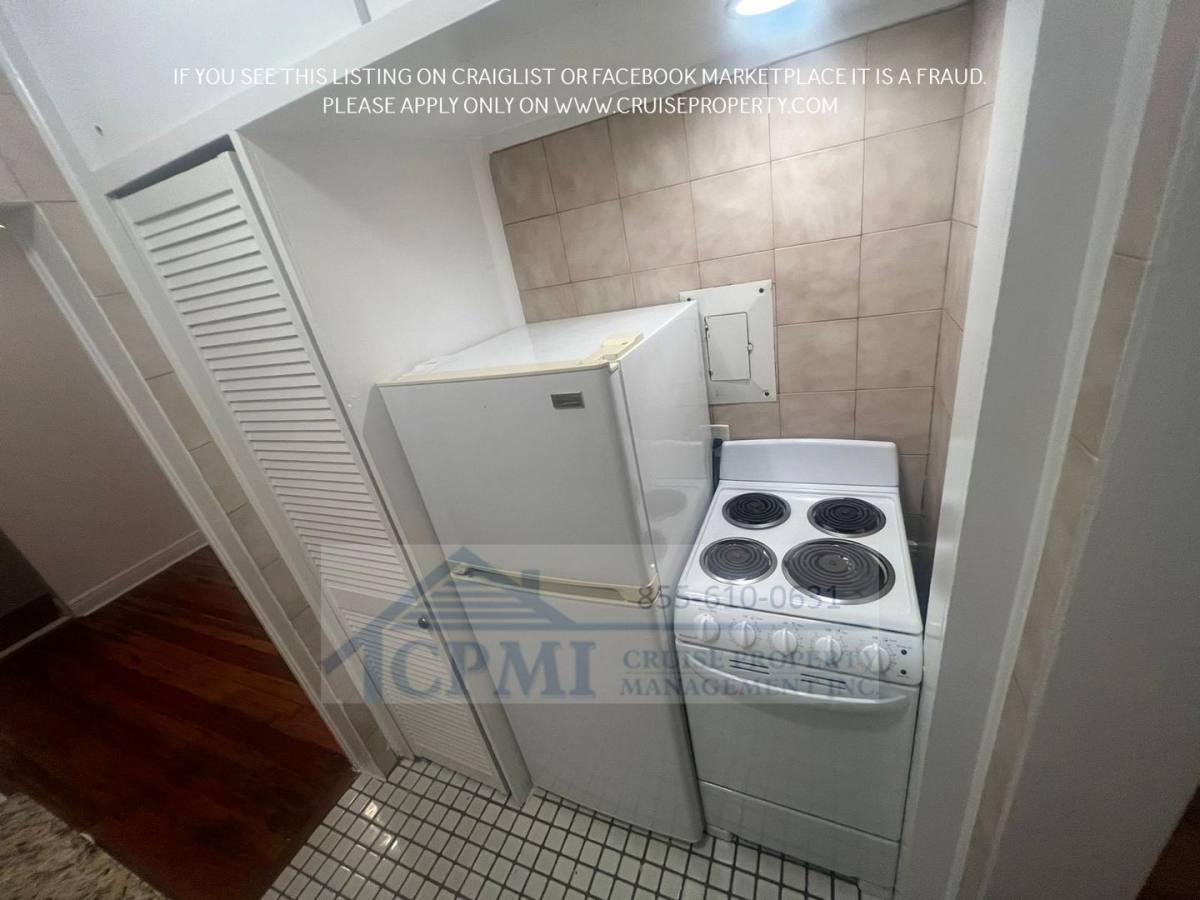 Apartment for rent at 123 S Golfview Rd, Lake Worth Beach, FL 33460