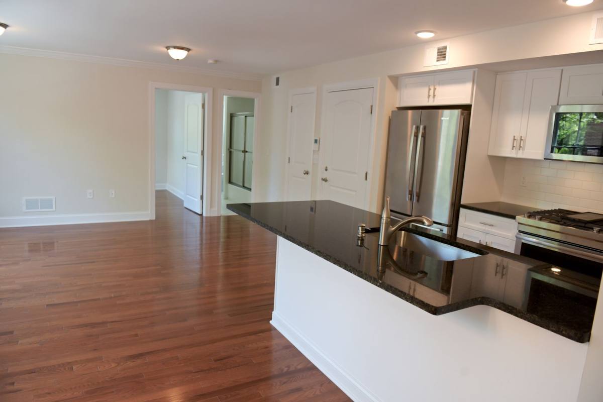 Apartment for rent at 203-205 Nassau St, Princeton, NJ 08542