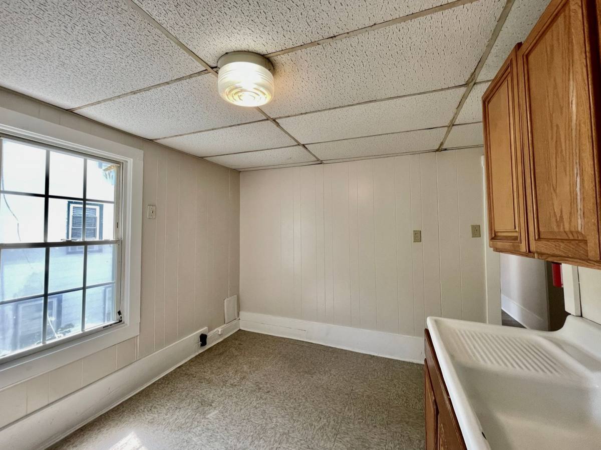 Apartment for rent at 103 Marion St, Bridgeton, NJ 08302