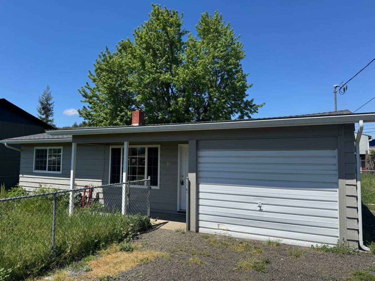 House for rent at 61 NW Jorgen St, Winston, OR 97496