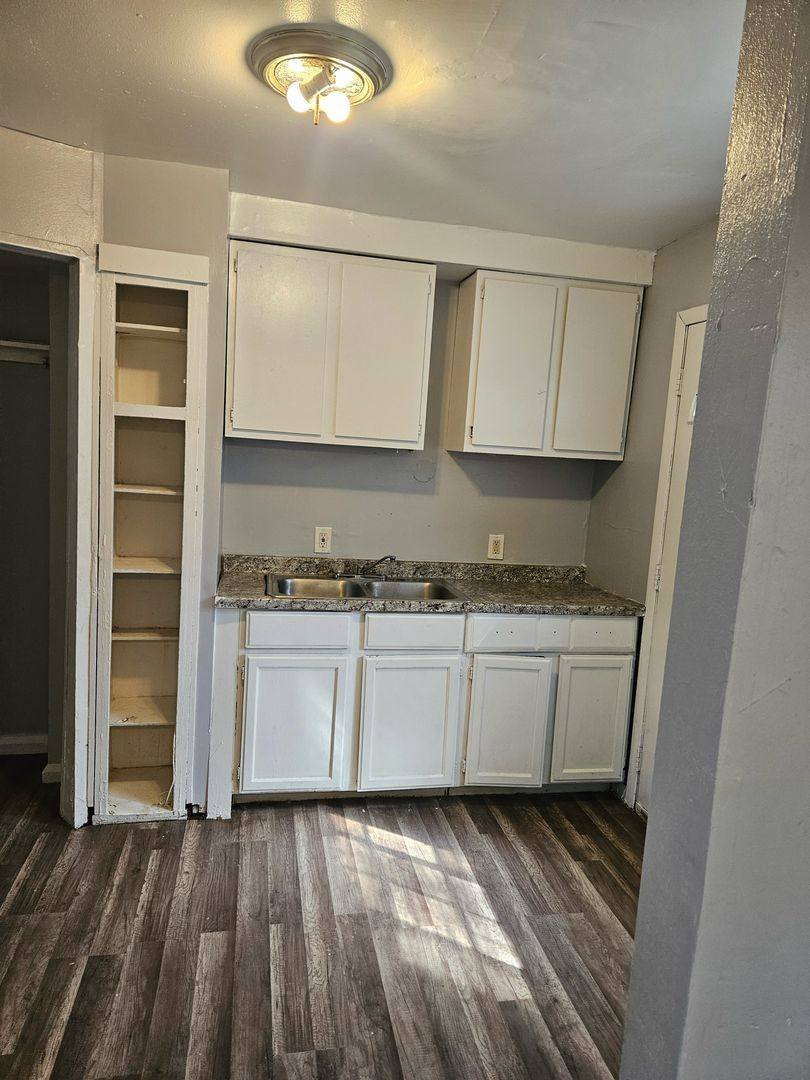 House for rent at 7347 Curtis, Detroit, MI 48221