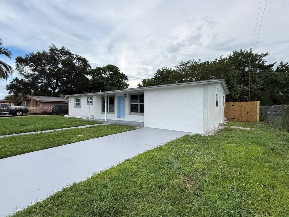 House for rent at 3440 NW 4th St, Fort Lauderdale, FL 33311
