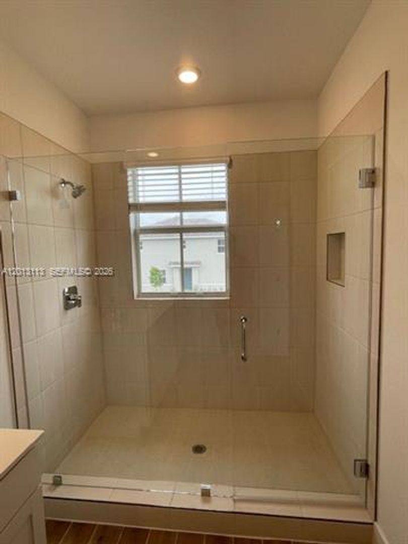 Townhouse for rent at 172 SW 171st Lane Th, Hollywood, FL 33027