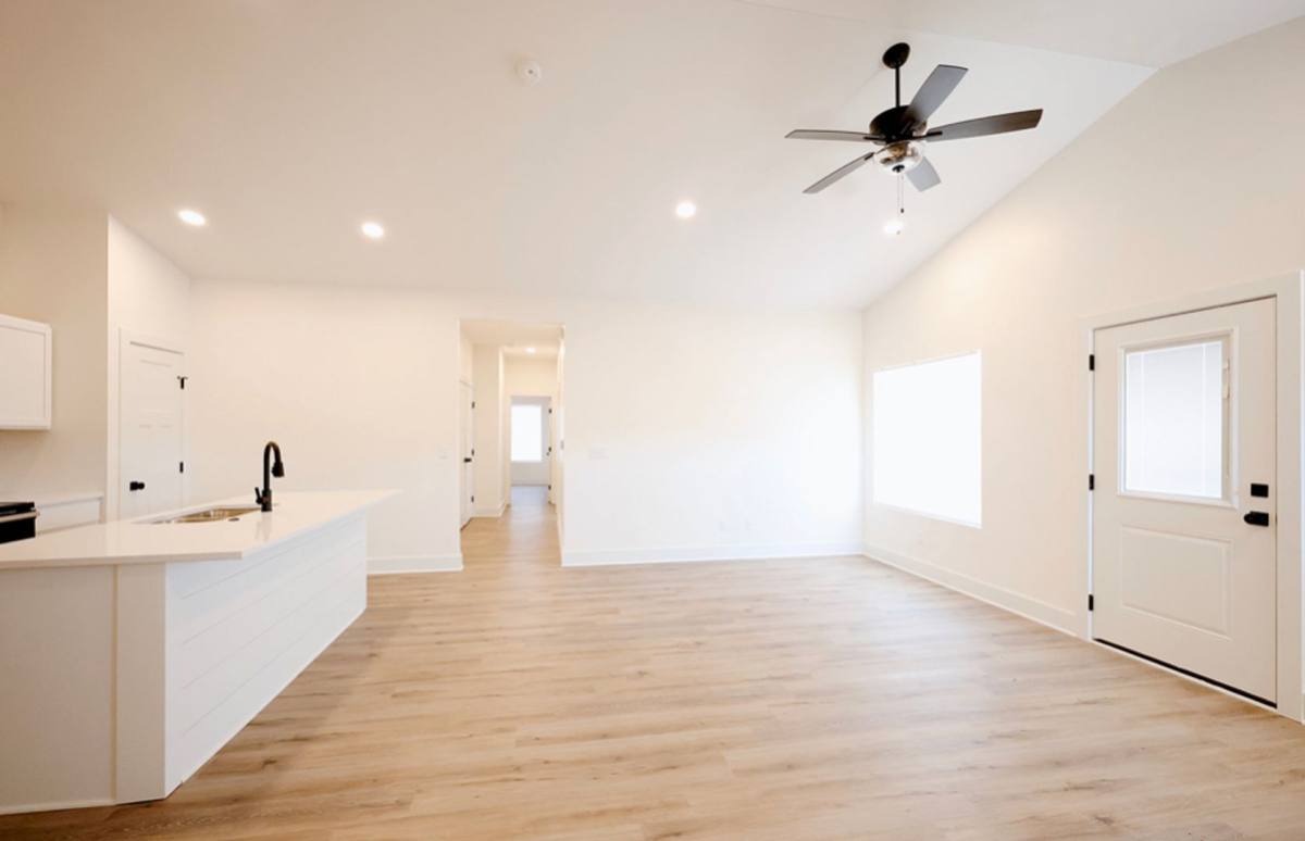 House for rent at 621 Briarbrook Lane, Valley Center, KS 67147