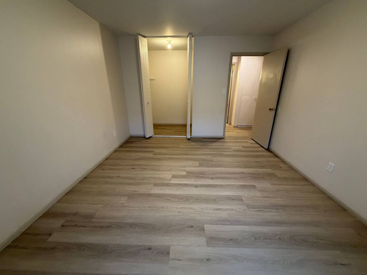 Apartment for rent at 1674 Shawano Ave, Green Bay, WI 54303