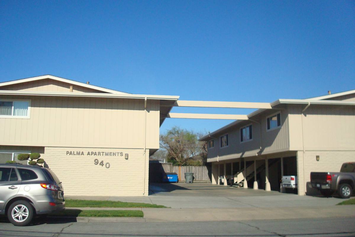 Apartment for rent at 940 Iverson St, Salinas, CA 93901