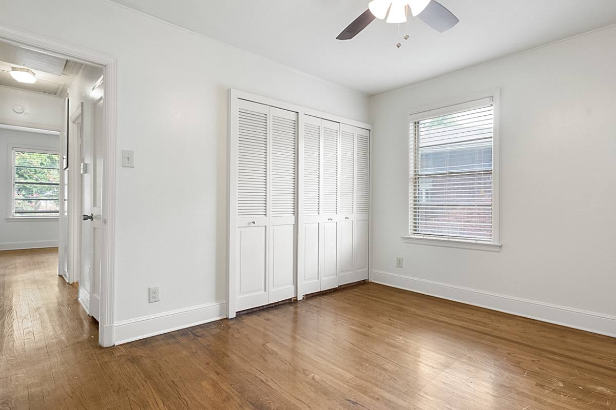 Apartment for rent at 3846 3848 Creswell Ave, Shreveport, LA 71104