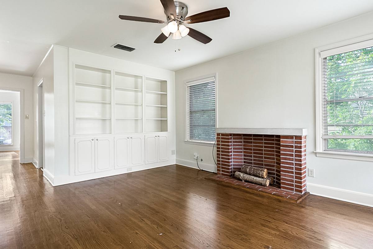Apartment for rent at 3846 3848 Creswell Ave, Shreveport, LA 71104
