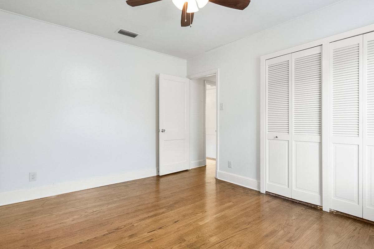 Apartment for rent at 3846 3848 Creswell Ave, Shreveport, LA 71104