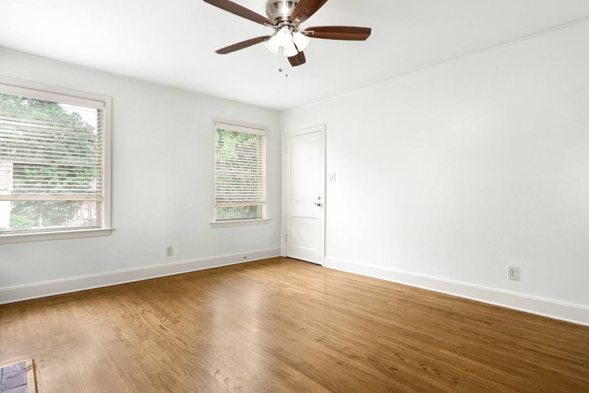 Apartment for rent at 3846 3848 Creswell Ave, Shreveport, LA 71104
