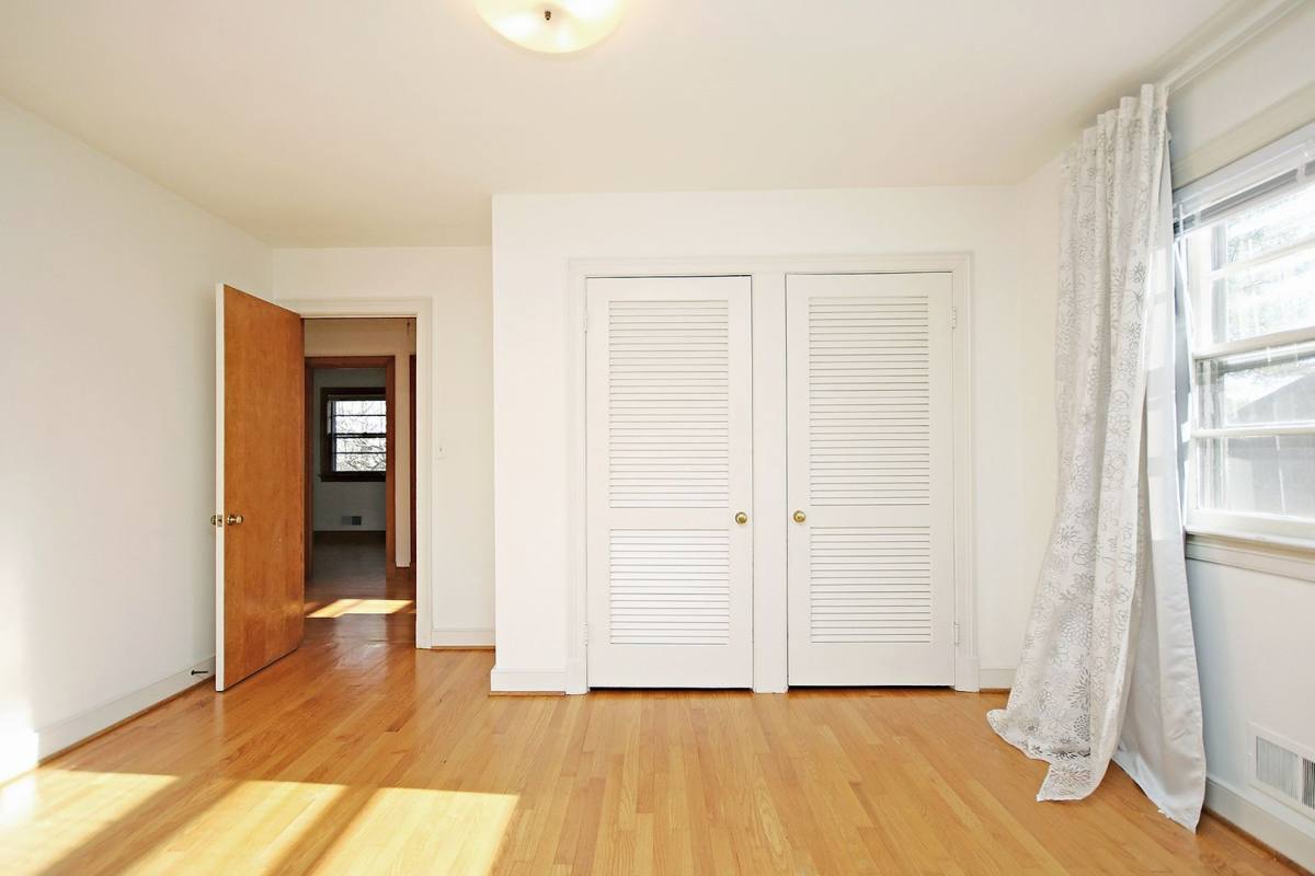 Apartment for rent at 706 Grove Ave, Charlottesville, VA 22903