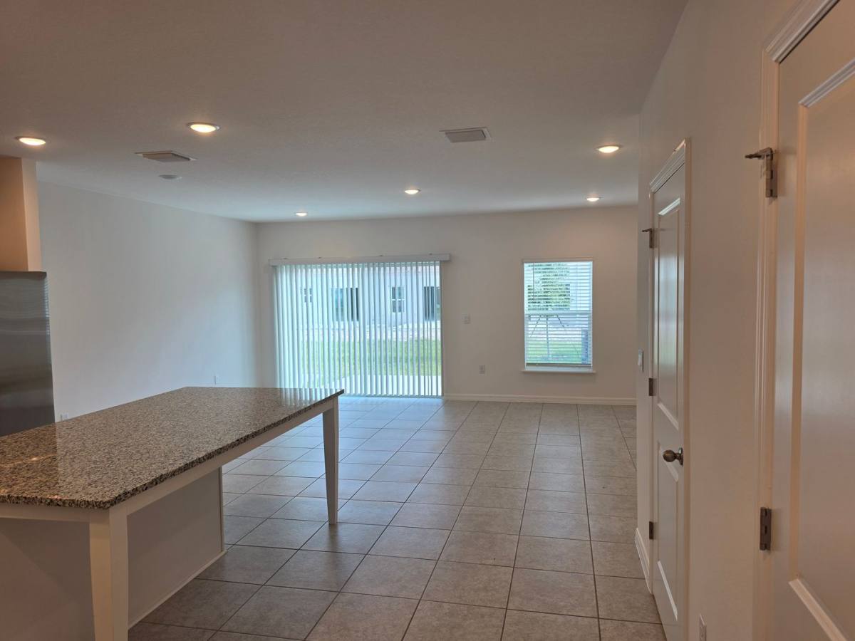 Townhouse for rent at 3596 Summit View Way, Lakeland, FL 33803