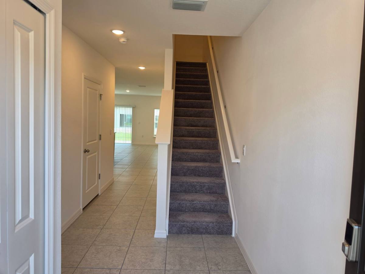 Townhouse for rent at 3596 Summit View Way, Lakeland, FL 33803