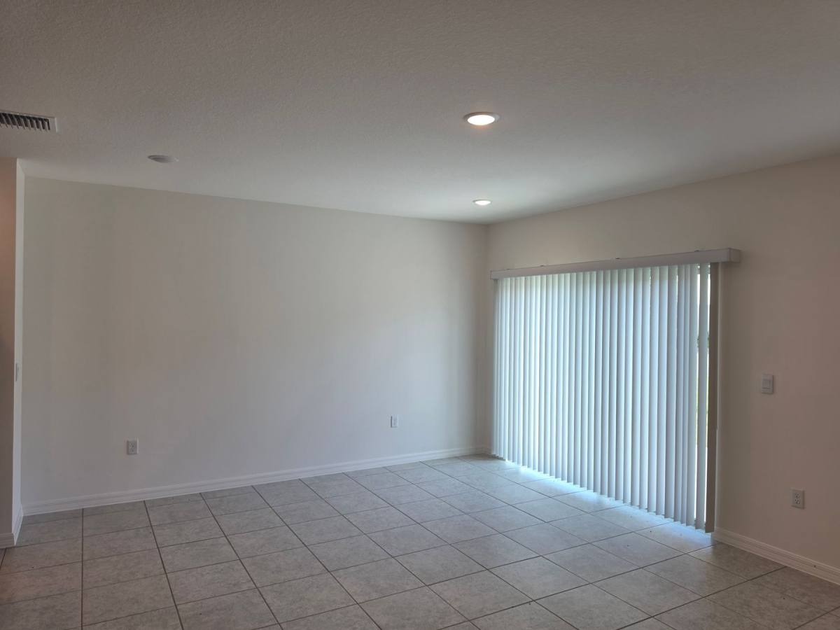 Townhouse for rent at 3596 Summit View Way, Lakeland, FL 33803