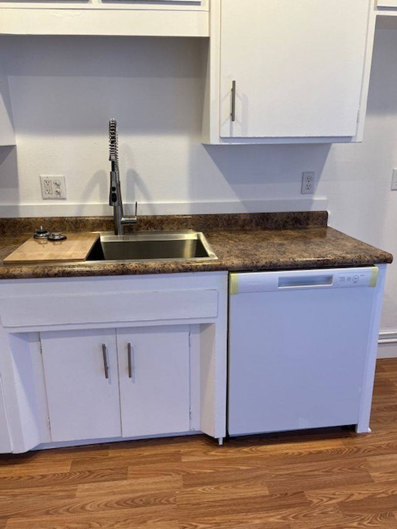 Apartment for rent at 5812 Western Ave, Buena Park, CA 90621