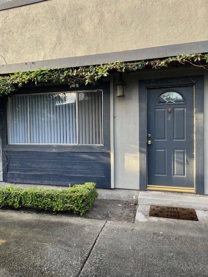 Apartment for rent at 5812 Western Ave, Buena Park, CA 90621