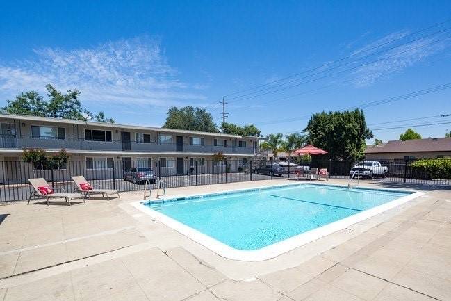Apartment for rent at 5955 Sutter Ave, Carmichael, CA 95608