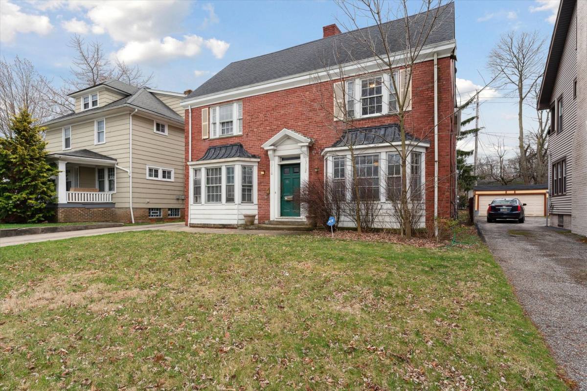 Apartment for rent at 13108 Cedar Rd, Cleveland, OH 44118