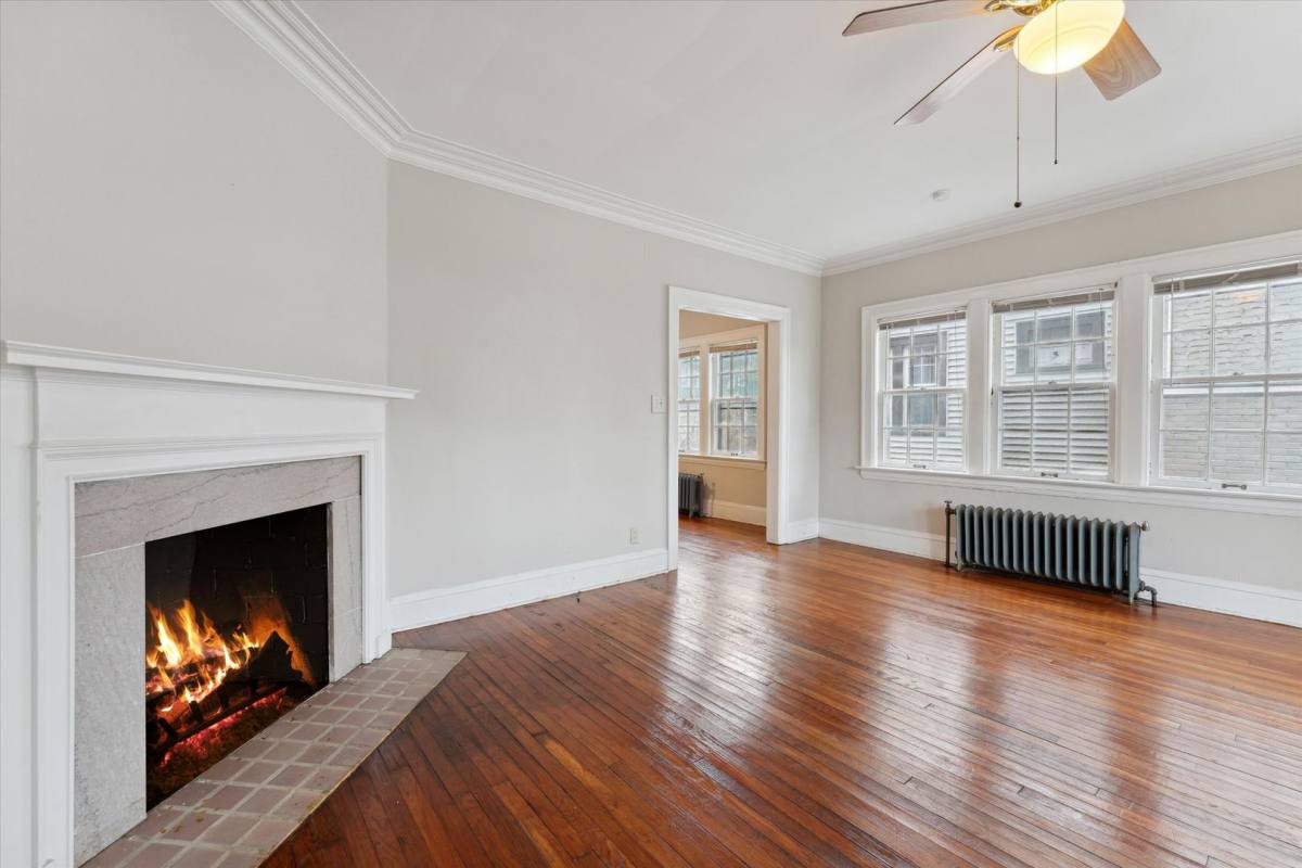 Apartment for rent at 13108 Cedar Rd, Cleveland, OH 44118