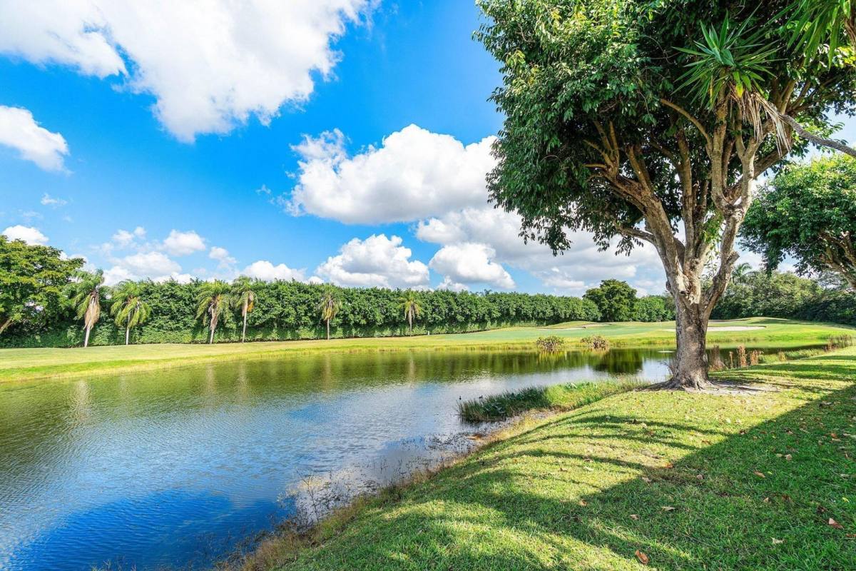 Condo for rent at 6446 Aspen Glen Circle, Boynton Beach, FL 33437