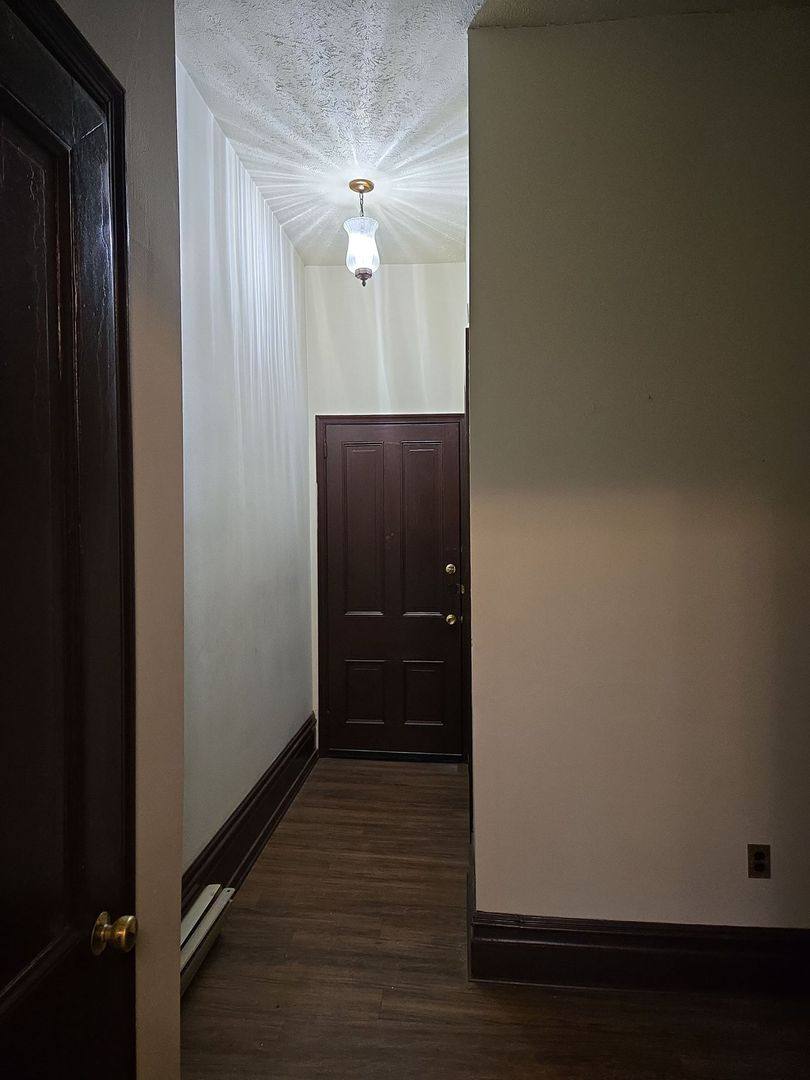 Apartment for rent at 127 Lincoln Way W, Chambersburg, PA 17201
