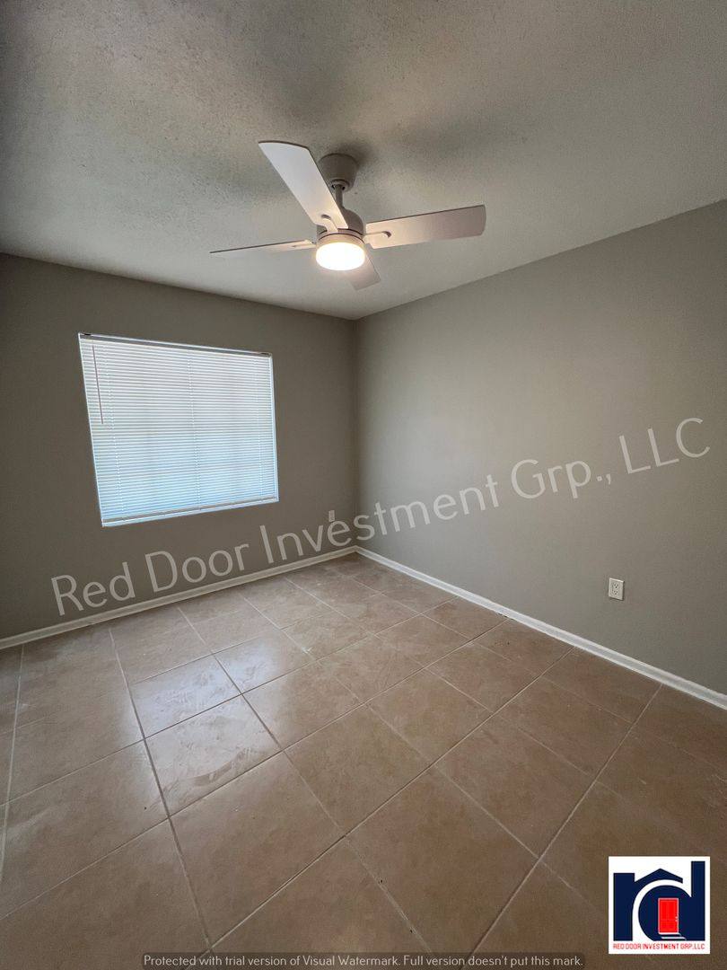 Apartment for rent at 800 N Hastings St, Orlando, FL 32808